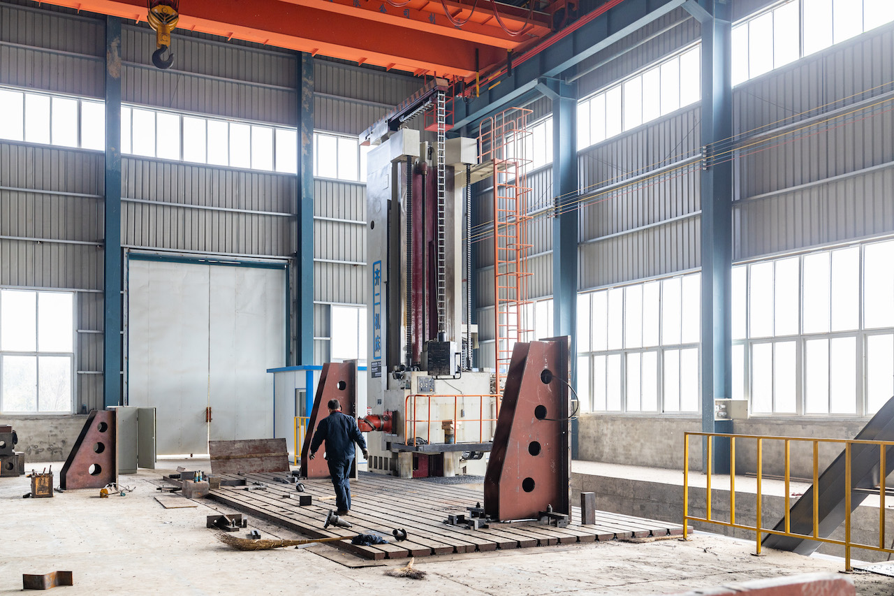 100t הידראולי Cnc Brake Press Crowning Cnc Press Brake Delem