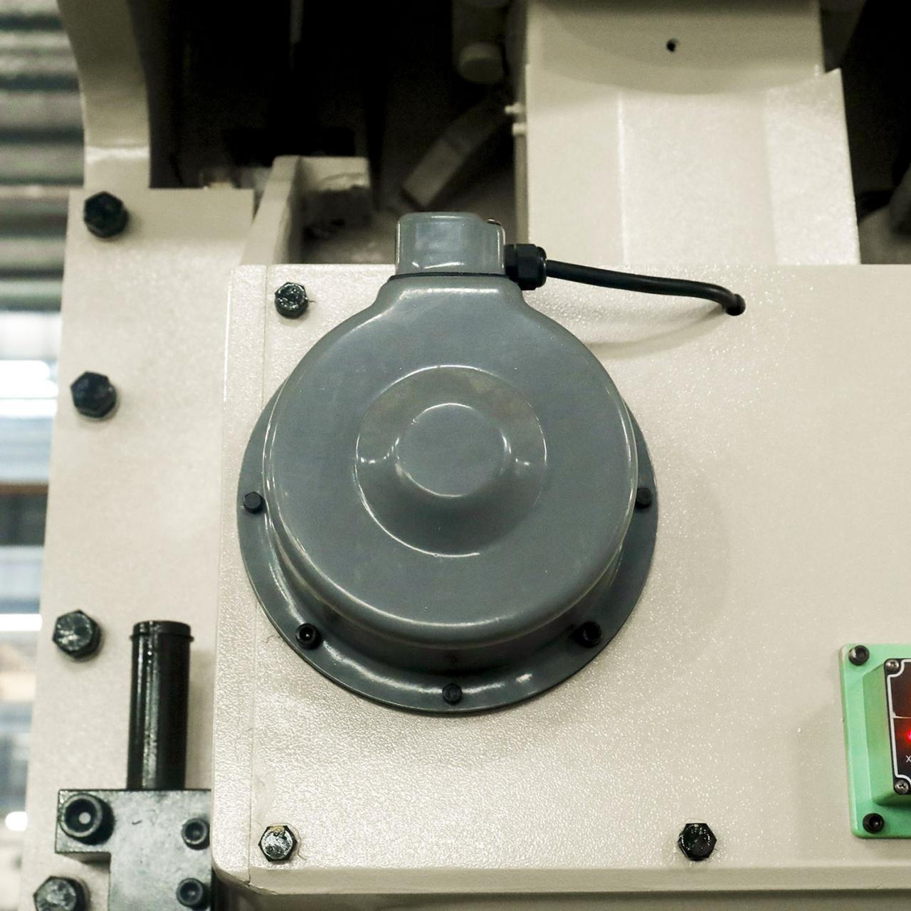 80 טון מכונת ניקוב Cnc מחיר C Frame Power Press מכונת לחץ הידראולית קטנה