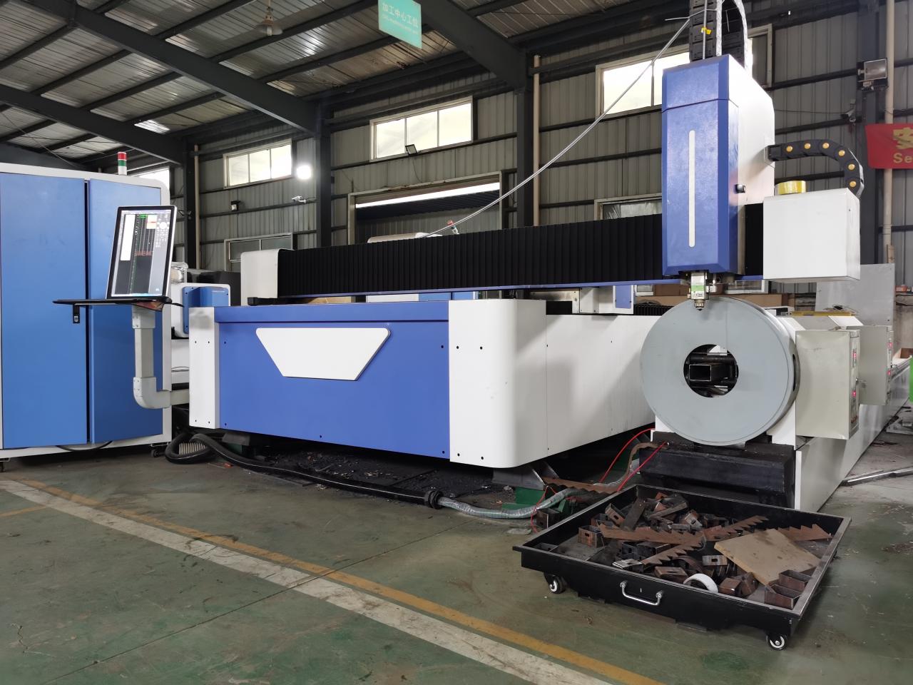 8mm 10mm Carbon Steel Laser Cutter 1530 4020 Cnc Fiber Laser Cutting Machine חותך לייזר פלדת פחמן 8 מ"מ 10 מ"מ 1530 4020 מכונת חיתוך סיבי לייזר Cnc