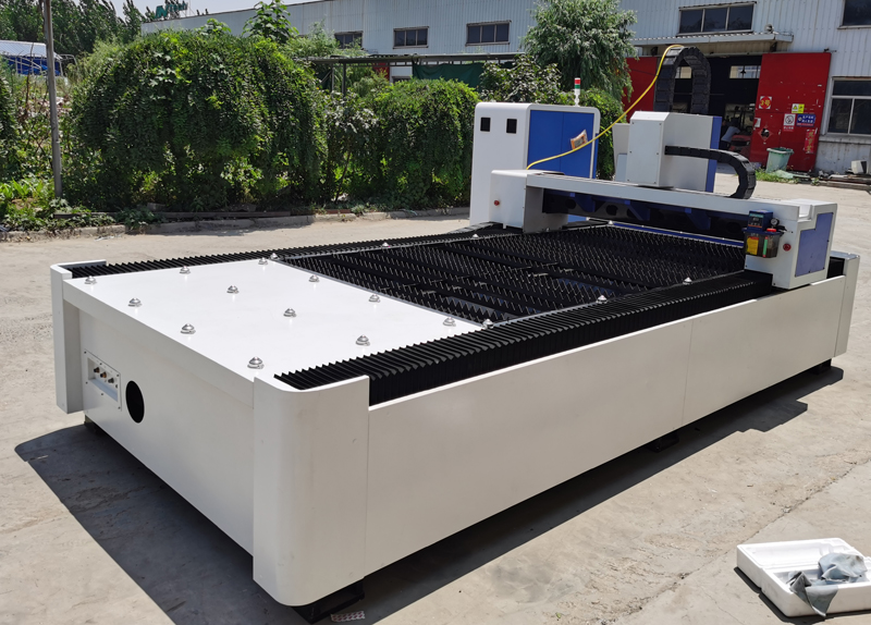 8mm 10mm Carbon Steel Laser Cutter 1530 4020 Cnc Fiber Laser Cutting Machine חותך לייזר פלדת פחמן 8 מ"מ 10 מ"מ 1530 4020 מכונת חיתוך סיבי לייזר Cnc